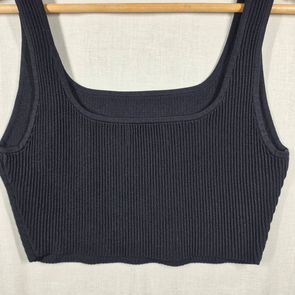 Aritzia Babaton Sculpt Crop Top Womens Medium Black Ribbed Knit Square Neck - Picture 5 of 9